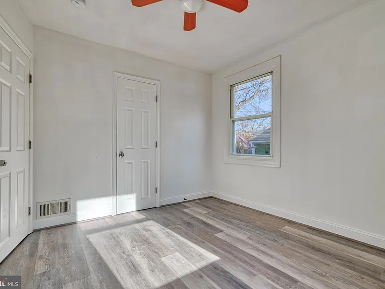 701 Platinum Ave — Photo 16