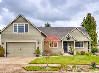 1088 S Sycamore St, Canby, OR 97013