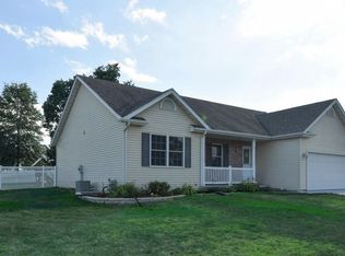 6034 W Ashbrooke St, Edwards, IL 61528