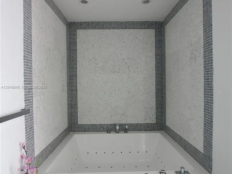 200 Biscayne Boulevard Way #3209 — Photo 5