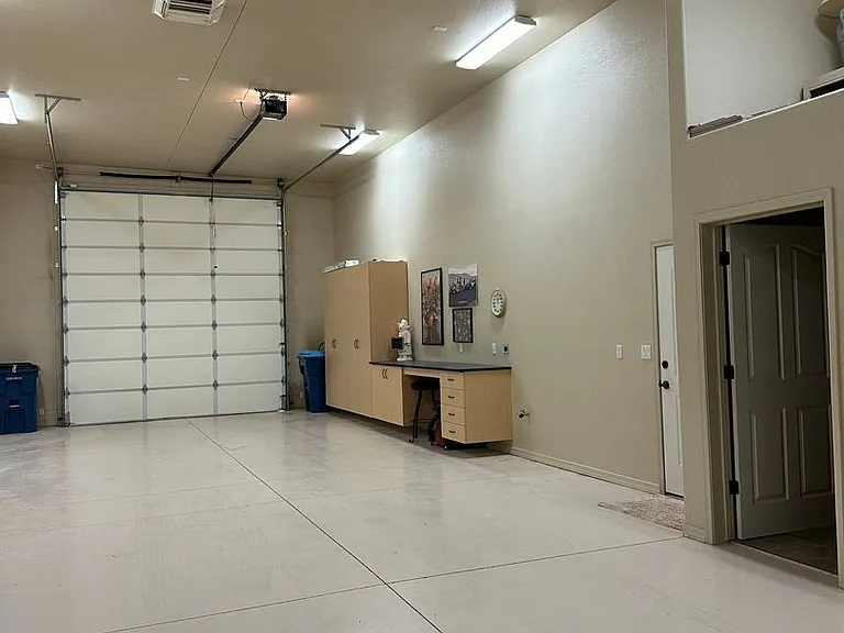 1840 Laramie Dr — Photo 22