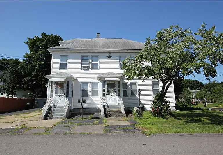 23 Saxon St — Photo 1