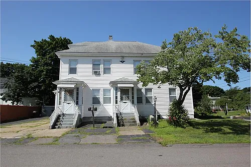 23 Saxon St Photo 1