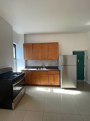 1st image of 509 72nd St #4