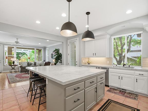 4th image of 3646 Rutherford Way