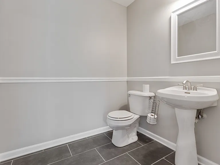 2255 Hudson Cir #2255 — Photo 11