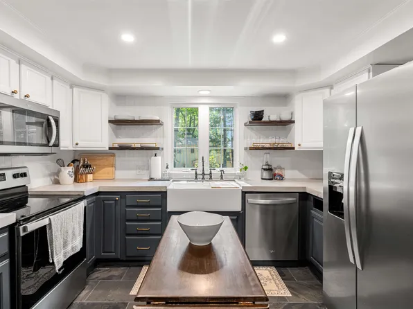 1500 Belmont Street, Manchester, NH 03104