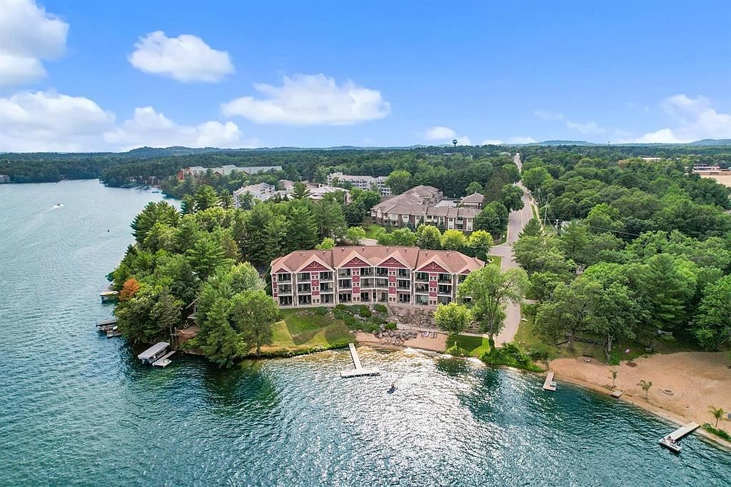 680 East Hiawatha Drive UNIT 404, Wisconsin Dells, WI 53965 MLS