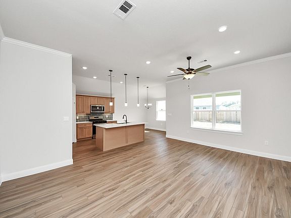 6th image of this home