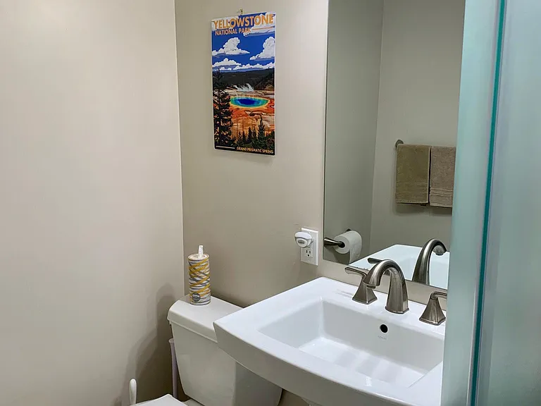 1146 Poly Dr — Photo 10