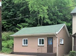 204 McKeesport Rd, Elizabeth, PA 15037