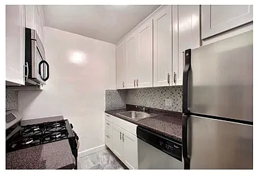 Rented by Bizzarro Agency