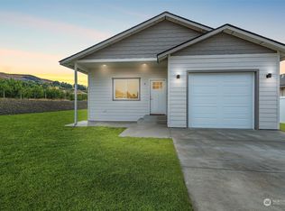15 Lavon Ln, Malaga, WA 98828