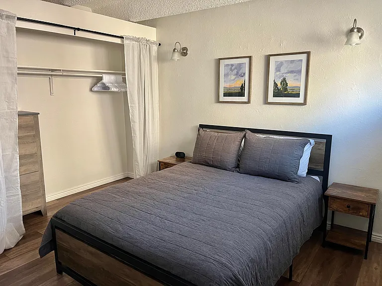 2401 S Gaylord St #306 — Photo 9