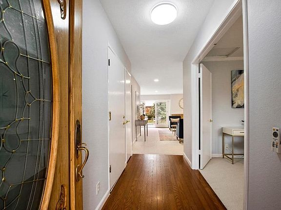 3rd image of 2159 Avenida De Las Flores