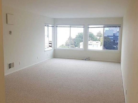 3rd image of 4220 Cesar Chavez St #104