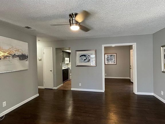 3rd image of 42 Belvedere Court
