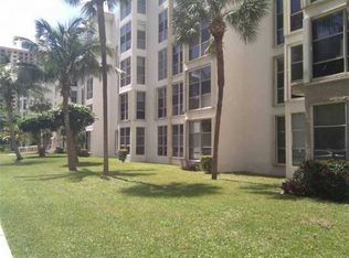 200 177th Dr APT 402, Sunny Isles Beach, FL 33160