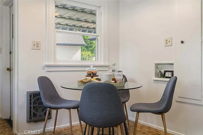 3658 Sierra Vista Ave — Photo 24