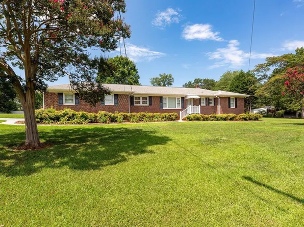 107 Morgan Cir, Simpsonville, SC 29681