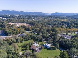 102 Gardnertown Rd, Newburgh, NY 12550