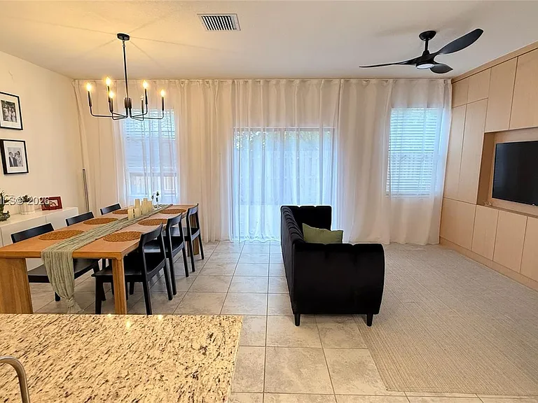 20761 NE 2nd Ct — Photo 5