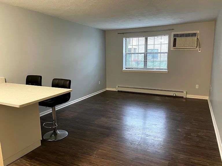 10 Kenmar Dr #28 — Photo 10