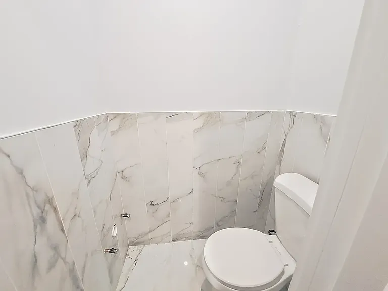 803 Willoughby Ave #1 — Photo 12