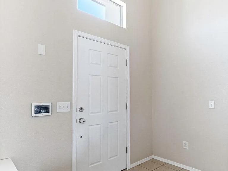11960 Mesquite Lake Ln — Photo 3