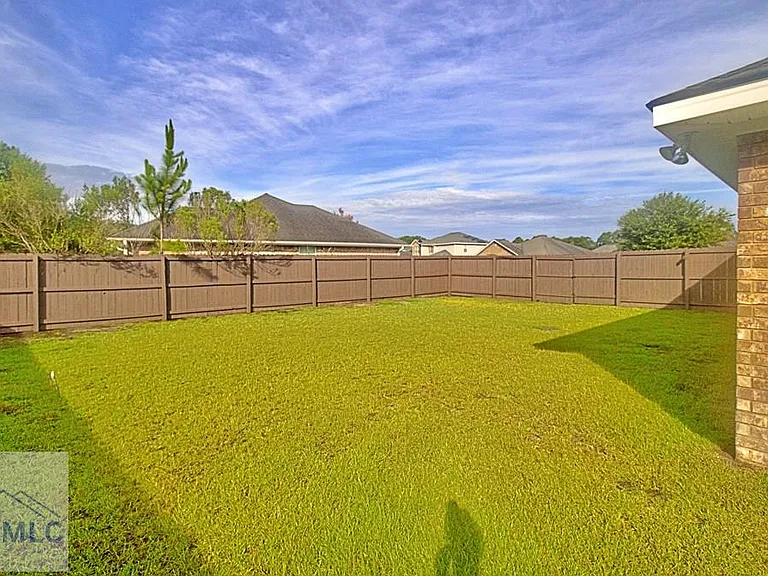 119 Grandview Dr — Photo 21