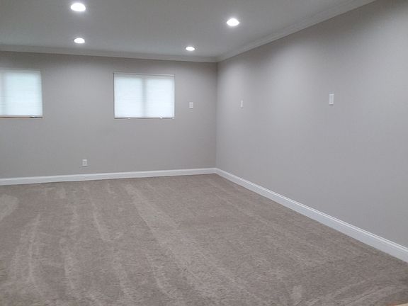 4th image of 19280 Golfview Dr