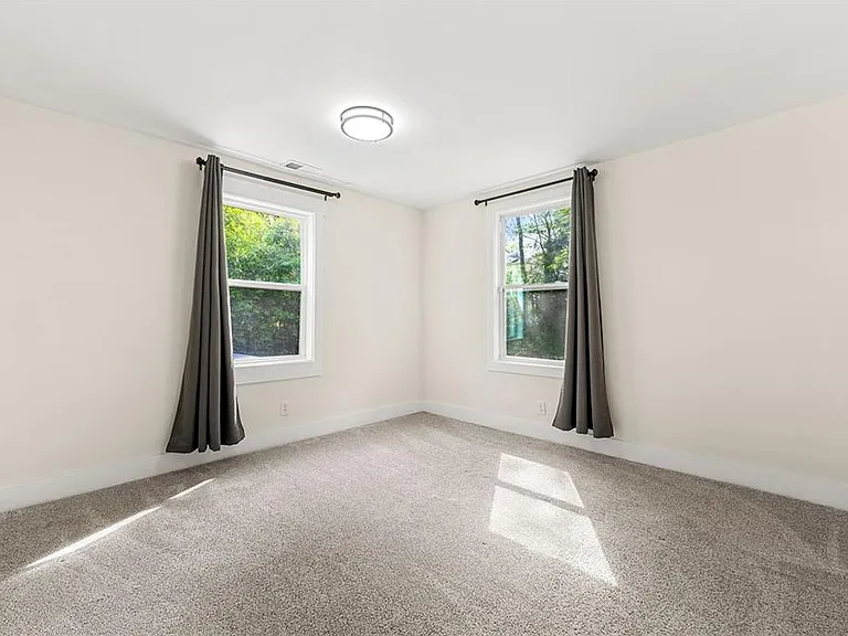 2222 Penelope St NW — Photo 17