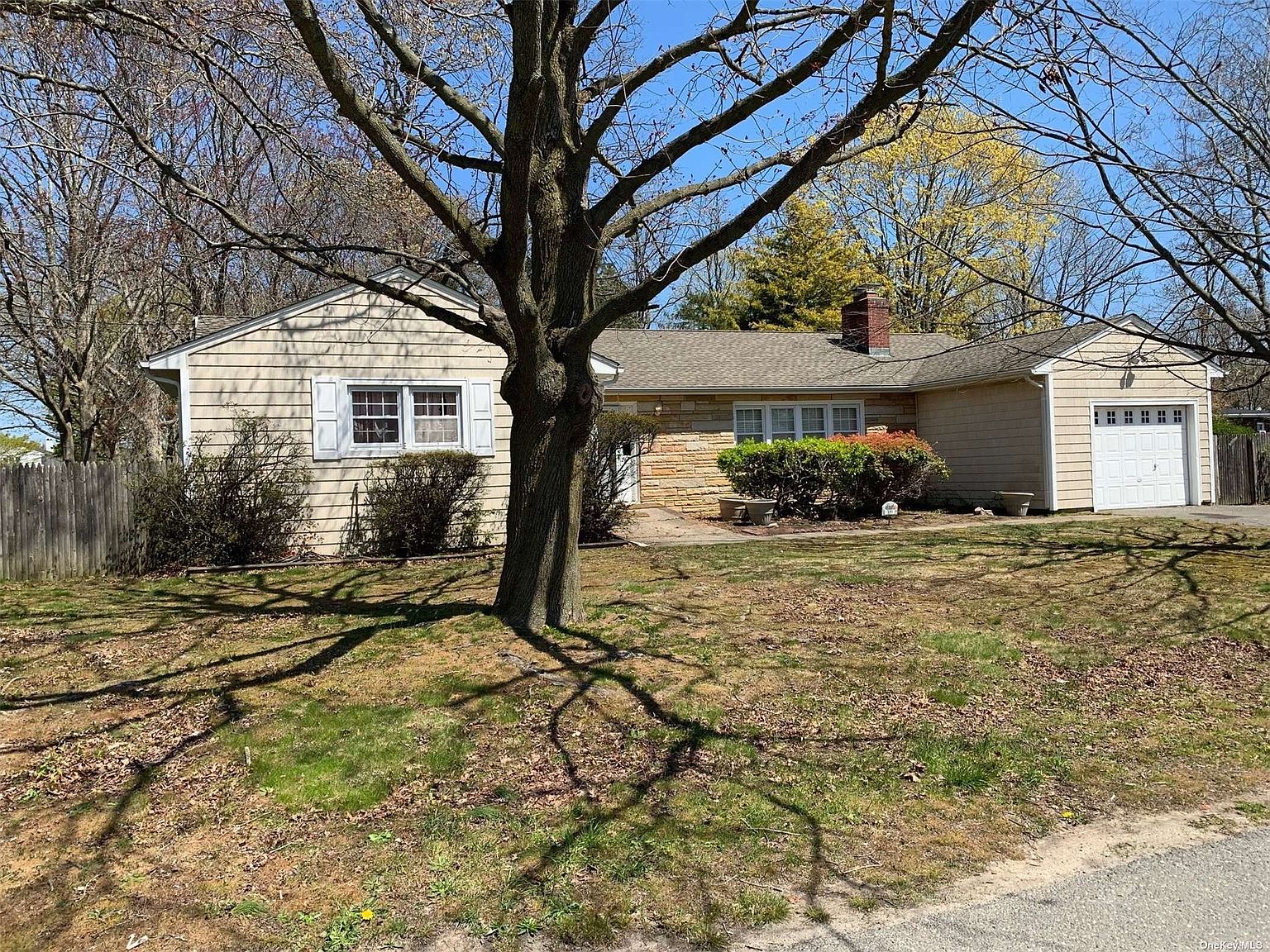 109 Huron Drive, Bay Shore, NY 11706 Zillow