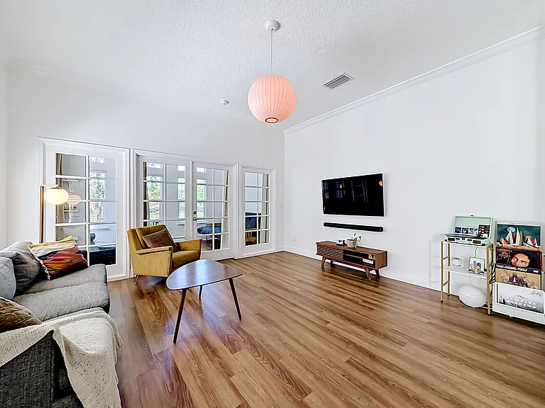 267 W Sabal Palm Pl — Photo 9