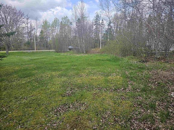 2nd image of 454 Mines Rd