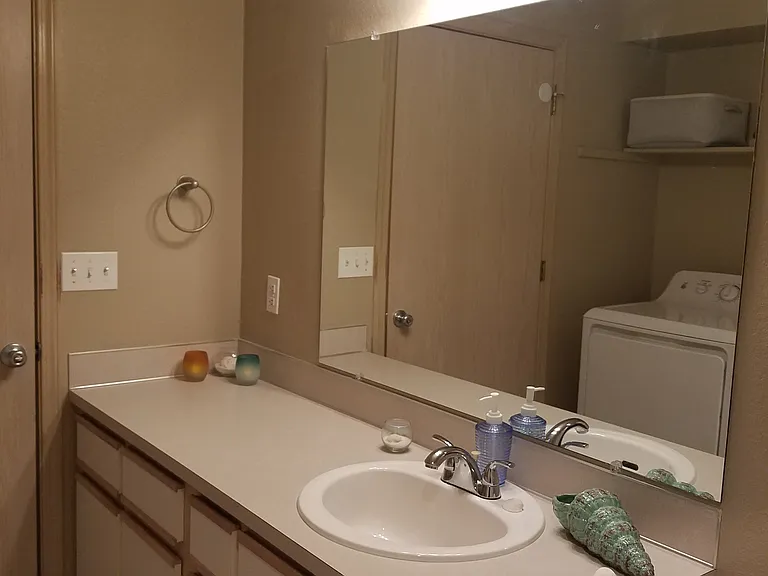 Overlook Pointe Apartments — Photo 13