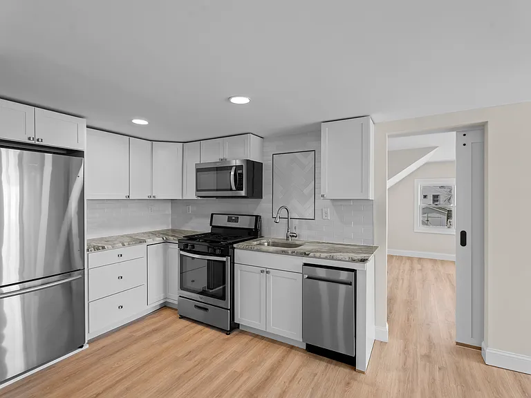 17 Hancox Street, Stonington, CT — Photo 23