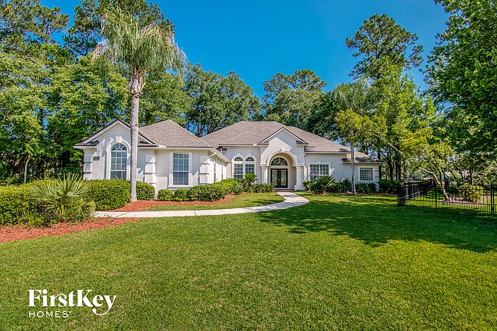 1st image of 303 Legacy Dr