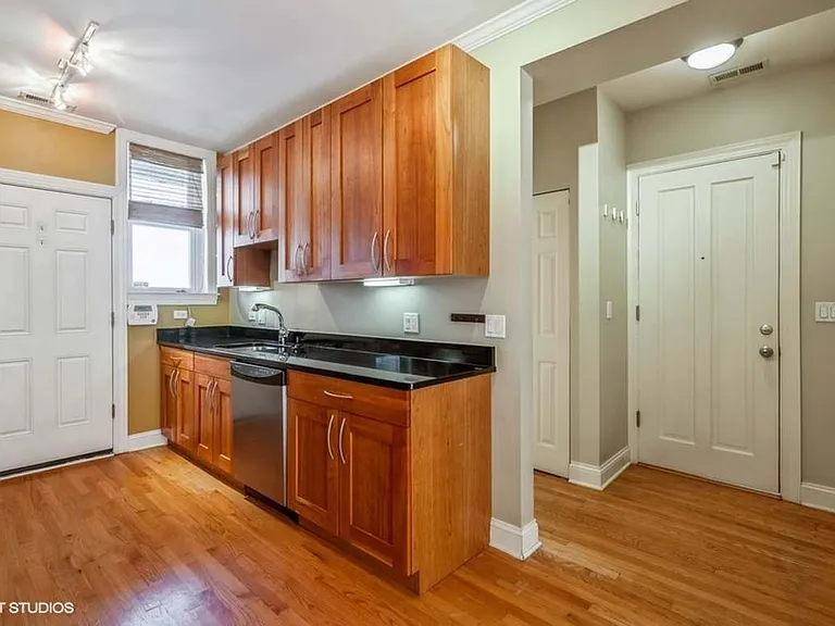 924 W Ainslie St #3S — Photo 7