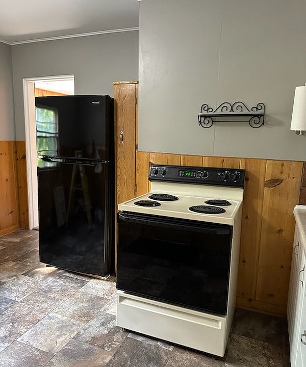 Kitchen Fridge-Stove