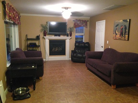 4th image of 1112 222nd Avenue Ct E