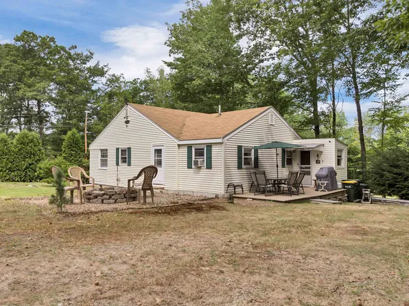 60 Colonial Road, Laconia, NH 03246