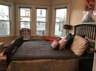 31 W Eagle St #2F, Boston, MA 02128