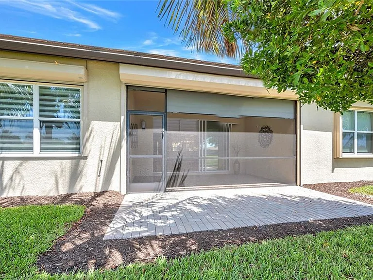 28496 Burano Dr — Photo 27
