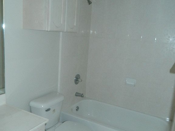 5th image of 2621 Fort Brown Ave APT 2