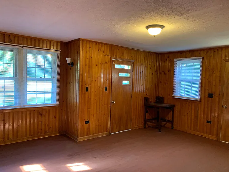114 Ellett Rd — Photo 4
