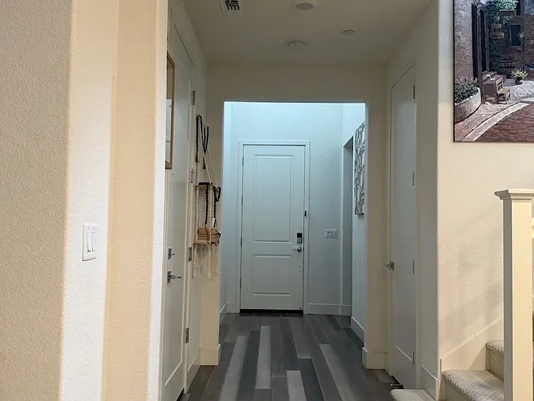 321 Paradiso Ct — Photo 2