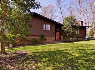 121 Crownpoint Rd, Williamsburg, VA 23185