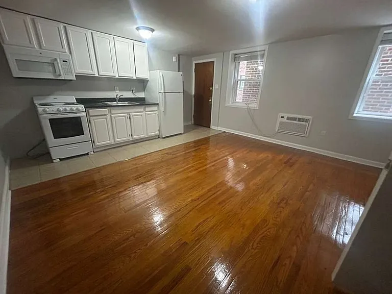 3412 Spring Partners LP — Photo 108