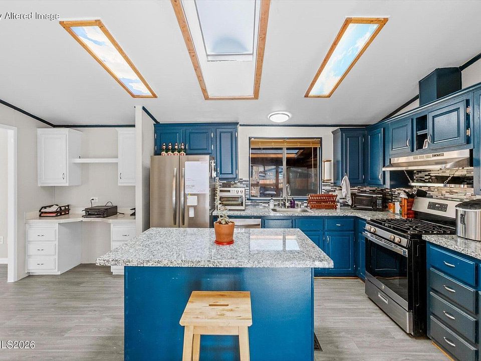 1st image of 4075 Bobolink Cir